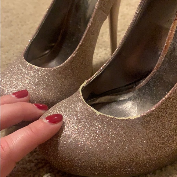 Heels - Picture 6 of 6